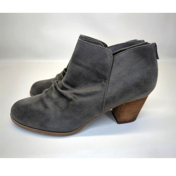 Report Gray "Clarice" Heeled Ankle Booties Suede Size 7.5 - Picture 3 of 9